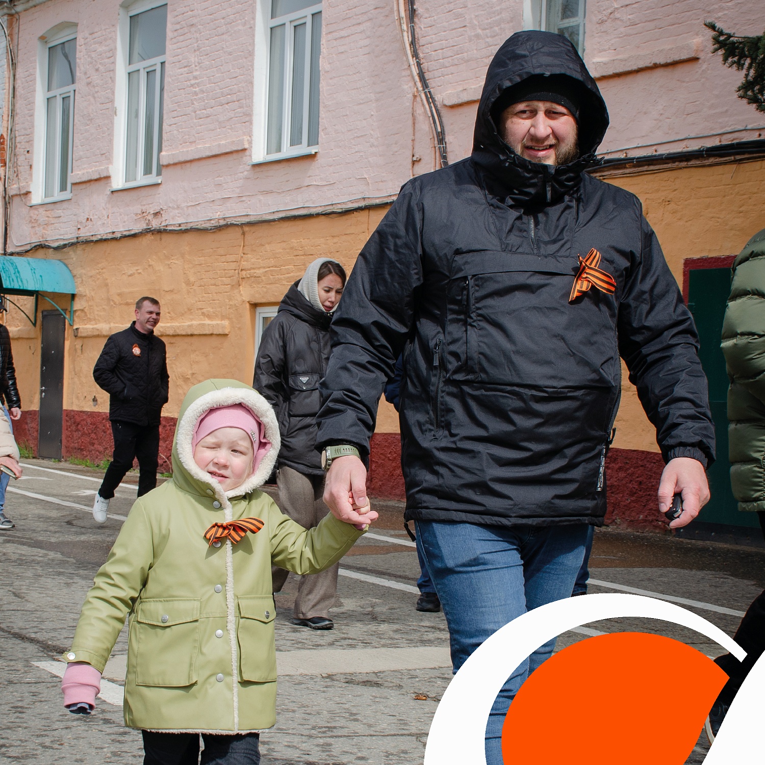 ПОМНИМ И ГОРДИМСЯ!